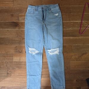 Light Blue Distressed Women’s Jeans